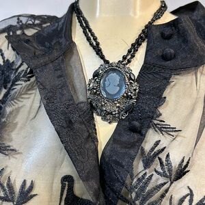 Elegant Black Cameo Necklace